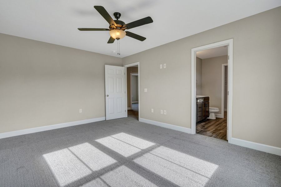 Representative unfurnished interior of a home built from the New Haven Town B by Ernest Homes in New Haven At Belmont Glen, Guyton (Image 60). Representative unfurnished interior of a home built from the New Haven Town B by Ernest Homes in New Haven At Belmont Glen, Guyton (Image 60).