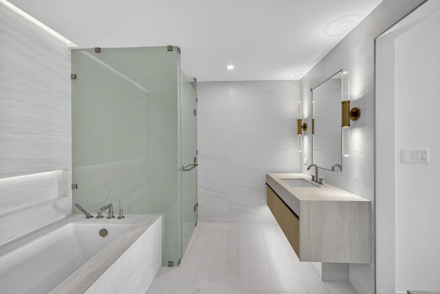 Furnished interior view inside a new home in , Pompano Beach (Image 15). Furnished interior view inside a new home in , Pompano Beach (Image 15).