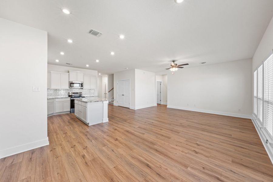 Spacious, unfurnished interior of a new home in North Point, Temple (Image 6).