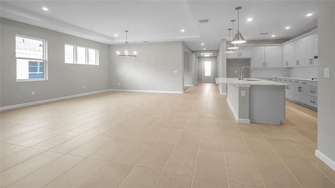 Spacious, unfurnished interior of a new home in Cresswind at Hammock Oaks, Lady Lake (Image 33). Spacious, unfurnished interior of a new home in Cresswind at Hammock Oaks, Lady Lake (Image 33).