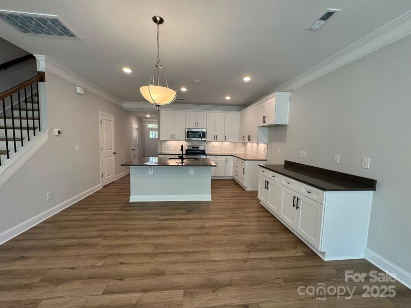 Image 14 of a home in Harrisburg Village.