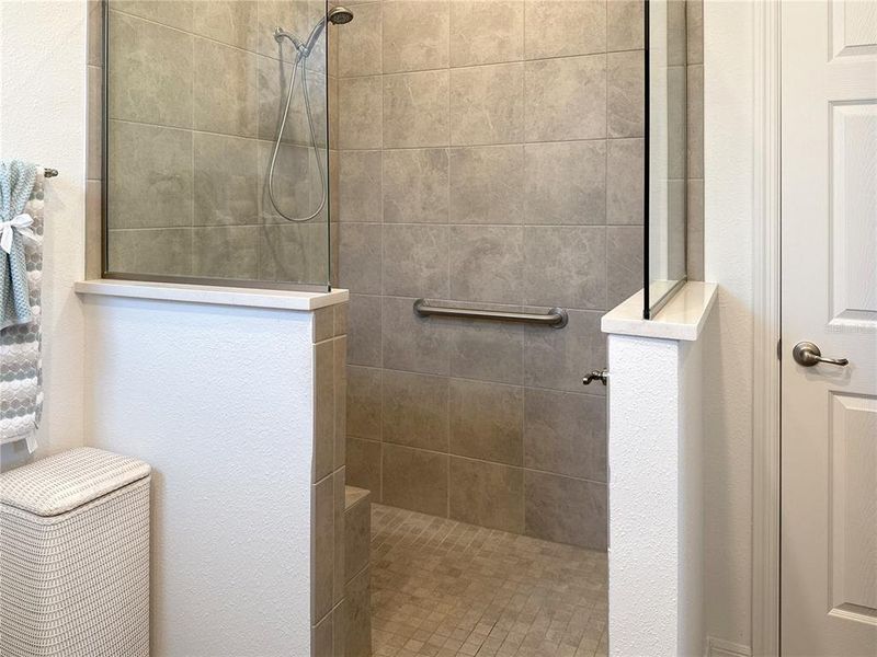 Furnished interior view inside a new home in , Ocala (Image 24).