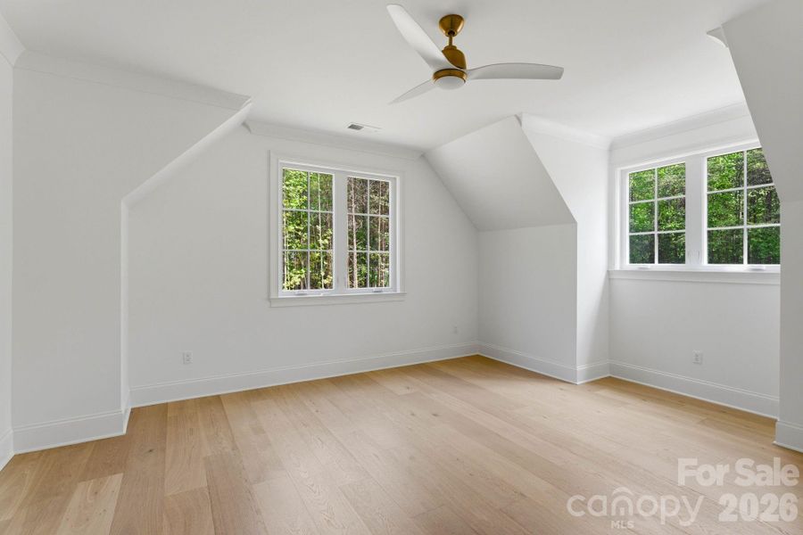 Spacious, unfurnished interior of a new home in , Davidson (Image 23).