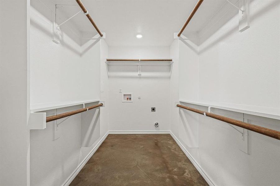 Spacious, unfurnished interior of a new home in , Dodd City (Image 23).