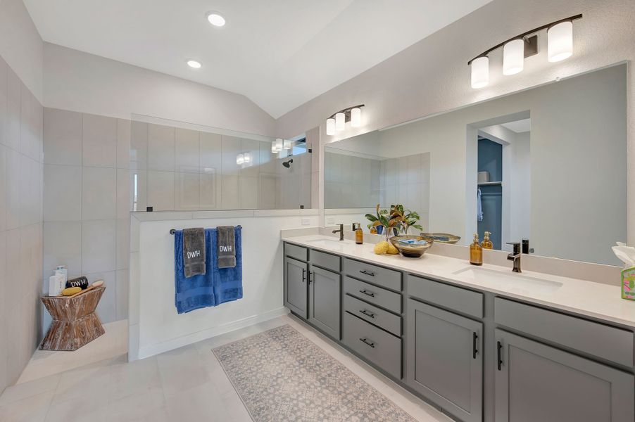 The Ortega - Owner's Bath