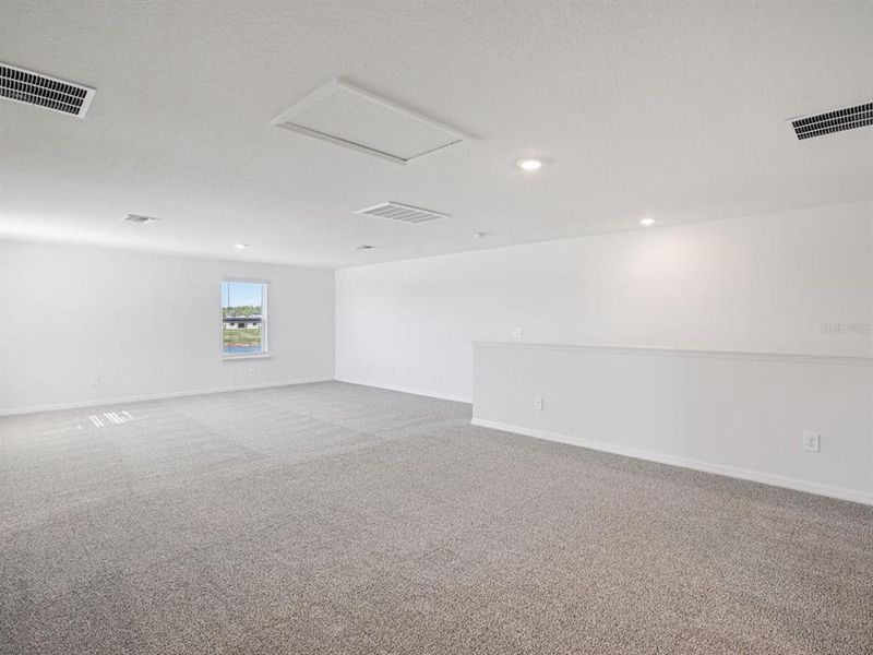 Spacious, unfurnished interior of a new home in Two Rivers - Signature Series, Zephyrhills (Image 38).