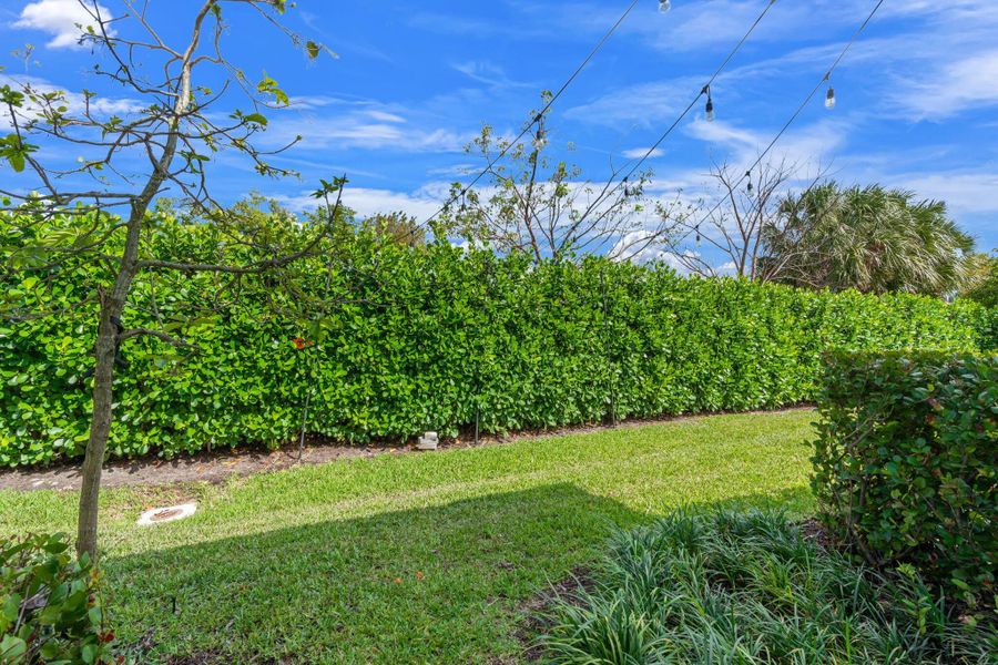 17-web-or-mls-2906 Olivia Ave, Oakland P