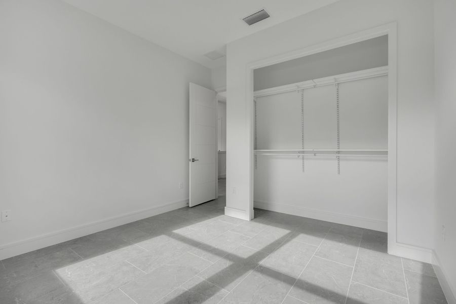 Representative unfurnished interior of a home built from the Courtyard 50 3BR by ABD Development in Hampton Green at Providence, Davenport (Image 46).