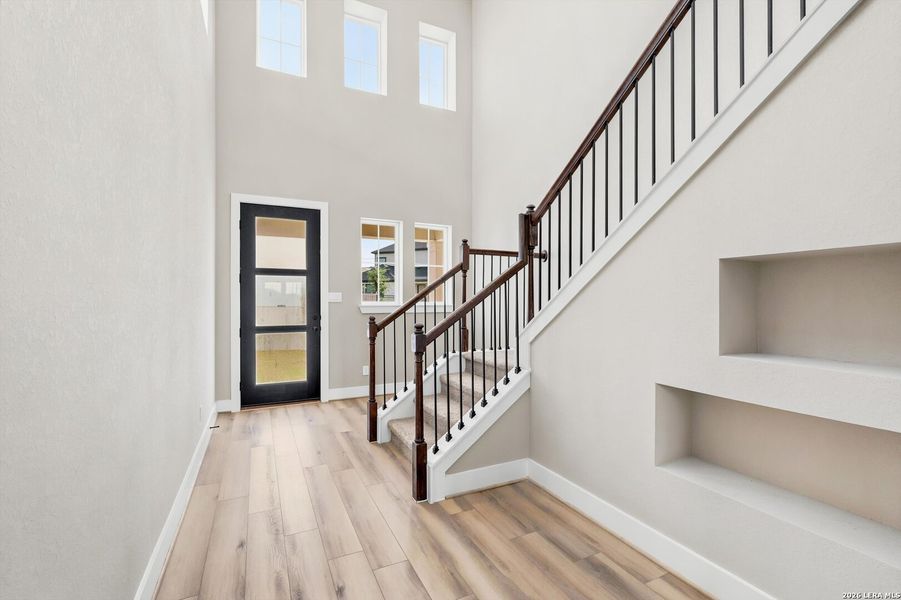 Spacious, unfurnished interior of a new home in Crown Ridge Manor, San Antonio (Image 11).