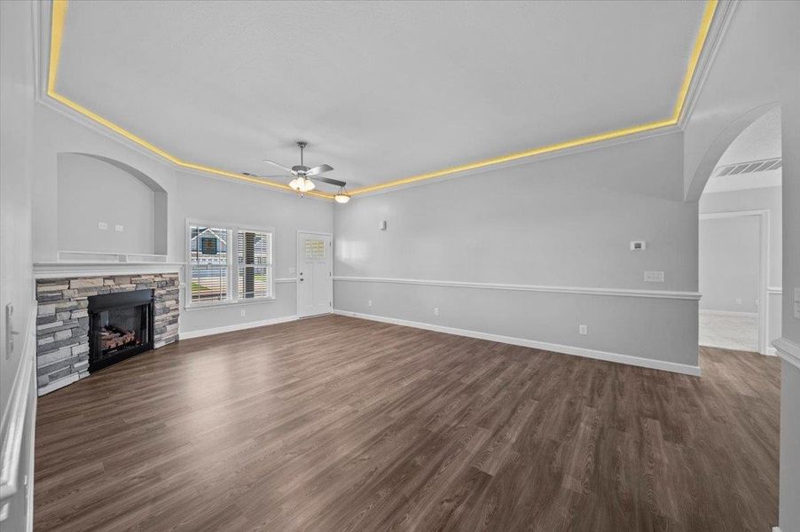 Spacious, unfurnished interior of a new home in Mills Gin, Campobello (Image 10).