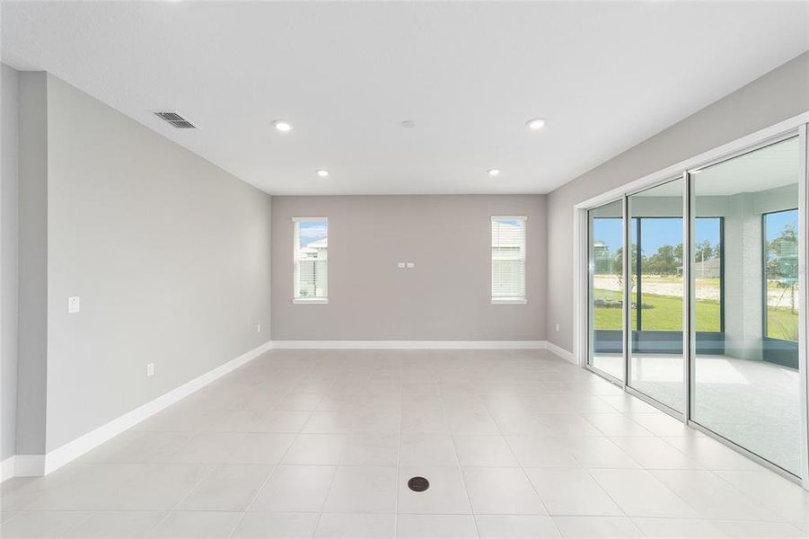 Spacious, unfurnished interior of a new home in On Top of the World Communities, Ocala (Image 29).