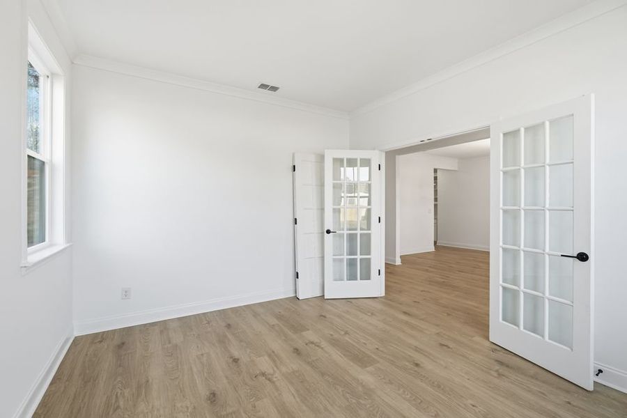 Representative unfurnished interior of a home built from the Stockbridge by Taylor Morrison in Watson Park, Snellville (Image 18).