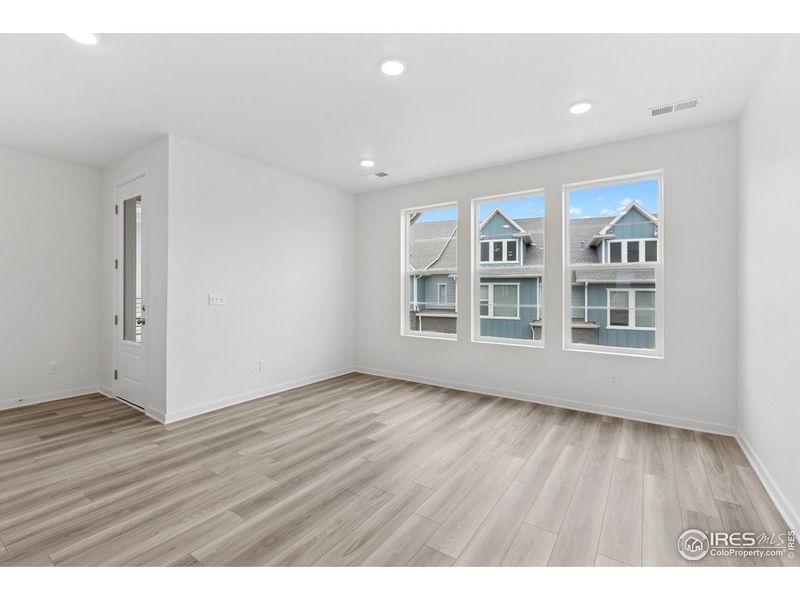 Spacious, unfurnished interior of a new home in , Loveland (Image 34).