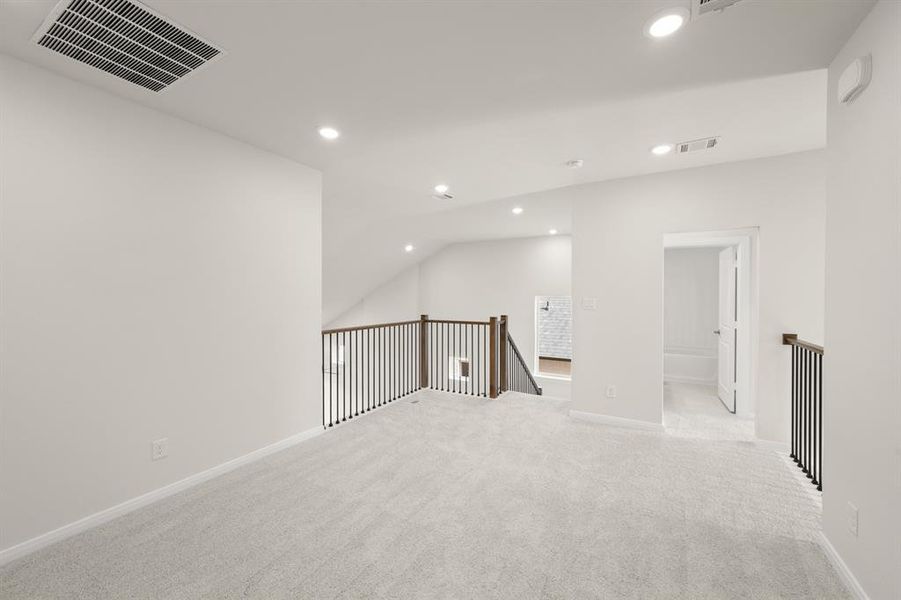 633 Bunchberry- Loft-1