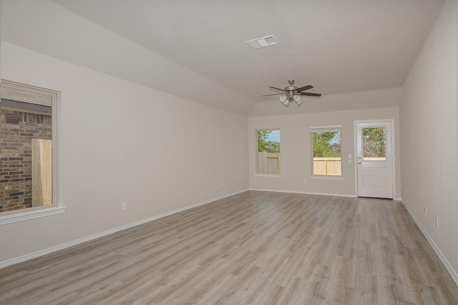 Spacious, unfurnished interior of a new home in , Magnolia (Image 20).