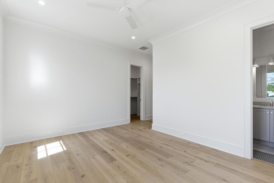 Spacious, unfurnished interior of a new home in , Mount Pleasant (Image 56).