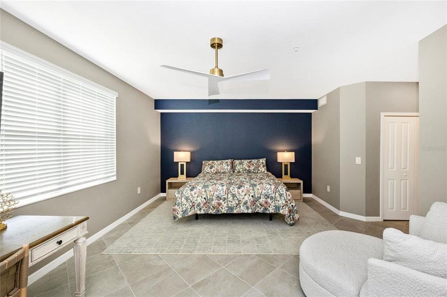 Furnished interior view inside a new home in Wellen Park Golf & Country Club, Venice (Image 6).