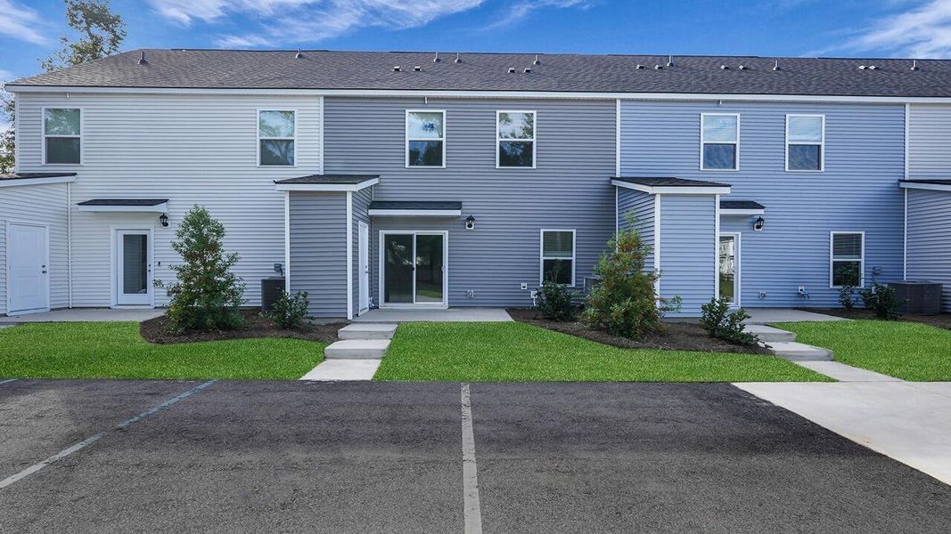 Exterior details and patio area of a home in Garbon Fields, Summerville (Image 3).