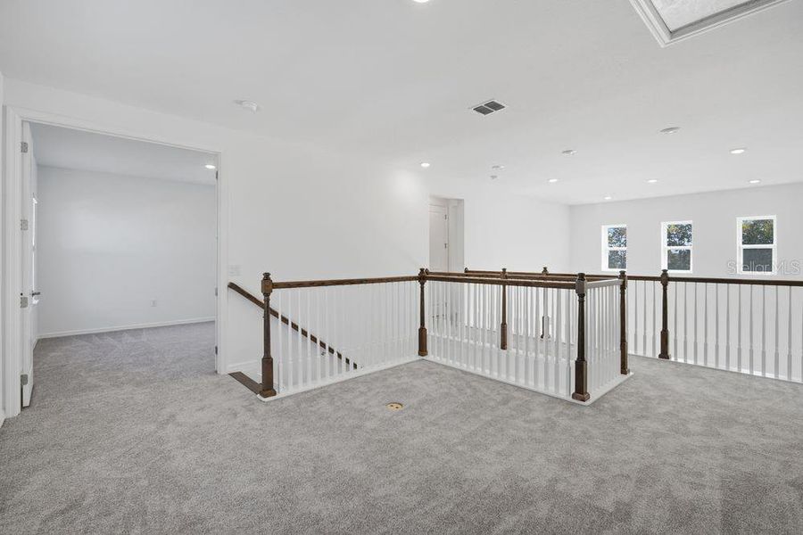 Spacious, unfurnished interior of a new home in Brookland Park, Auburndale (Image 21).