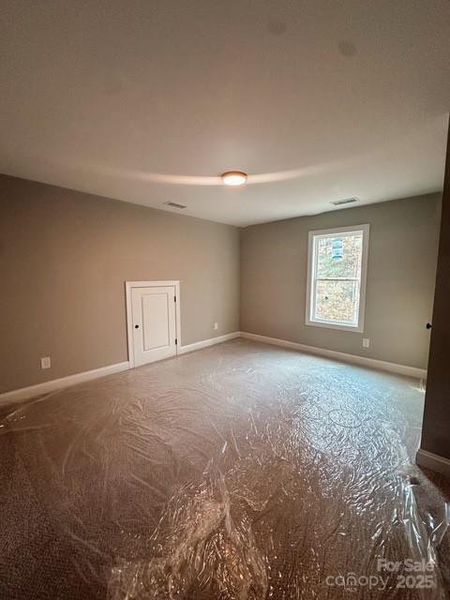 Image 13 of a home in . Image 13 of a home in .