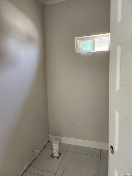 Image 10 of a home in .