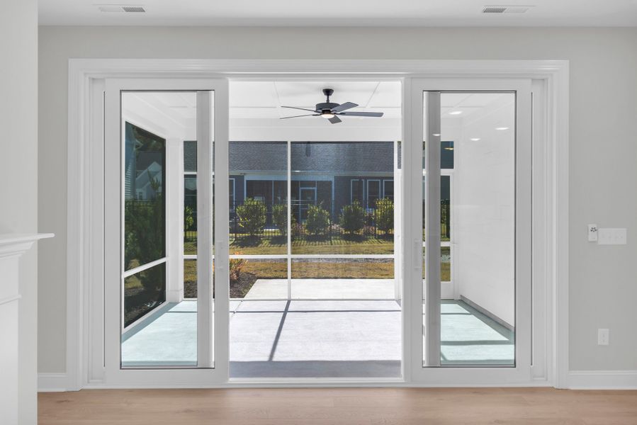 Representative interior finishes for a home built from the The Seagrass by RobuckHomes in East & Mason, Wilmington (Image 17). Representative interior finishes for a home built from the The Seagrass by RobuckHomes in East & Mason, Wilmington (Image 17).