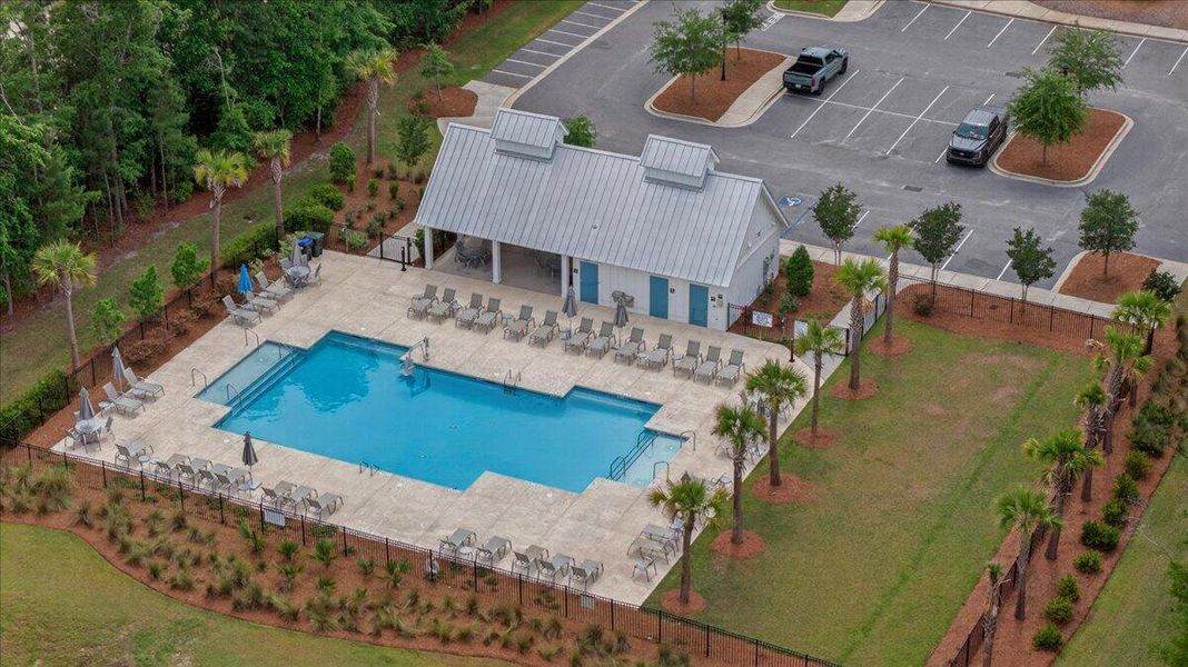 Community amenities in Limehouse Village: Arbor Series, Summerville (Image 32).