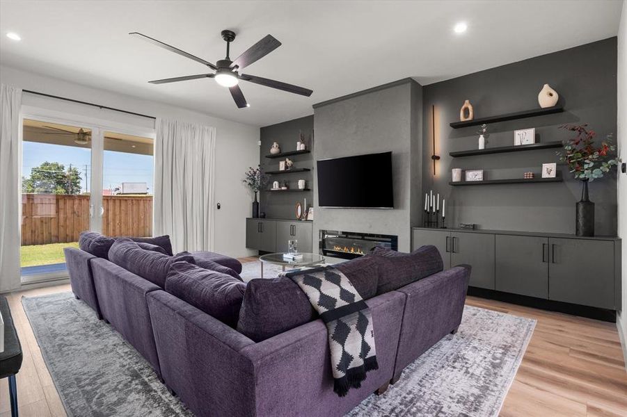 Furnished interior view inside a new home in , Dallas (Image 8). Furnished interior view inside a new home in , Dallas (Image 8).