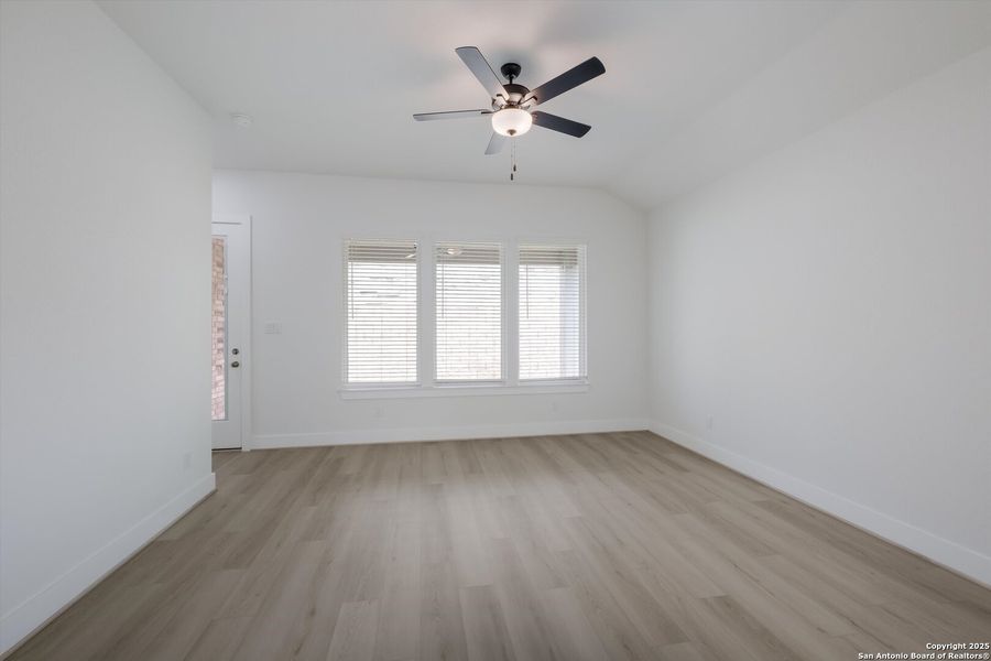 Spacious, unfurnished interior of a new home in Crown Ridge Manor, San Antonio (Image 12). Spacious, unfurnished interior of a new home in Crown Ridge Manor, San Antonio (Image 12).