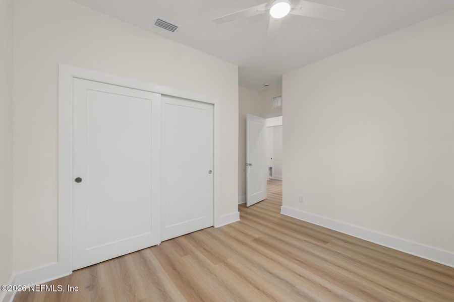Spacious, unfurnished interior of a new home in , Hastings (Image 16).