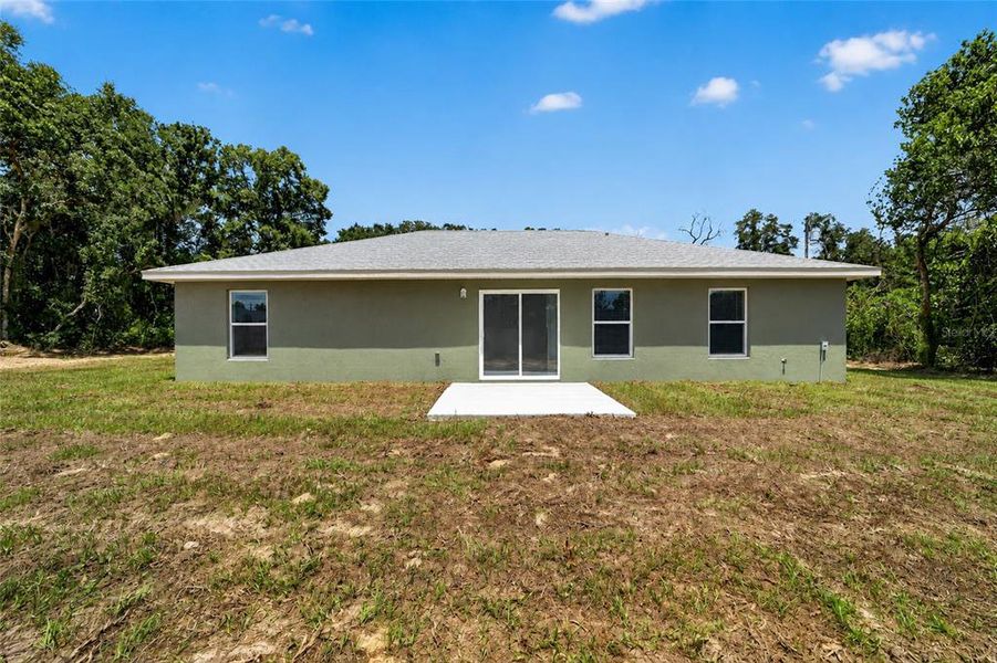 Exterior details and patio area of a home in , Ocala (Image 21).