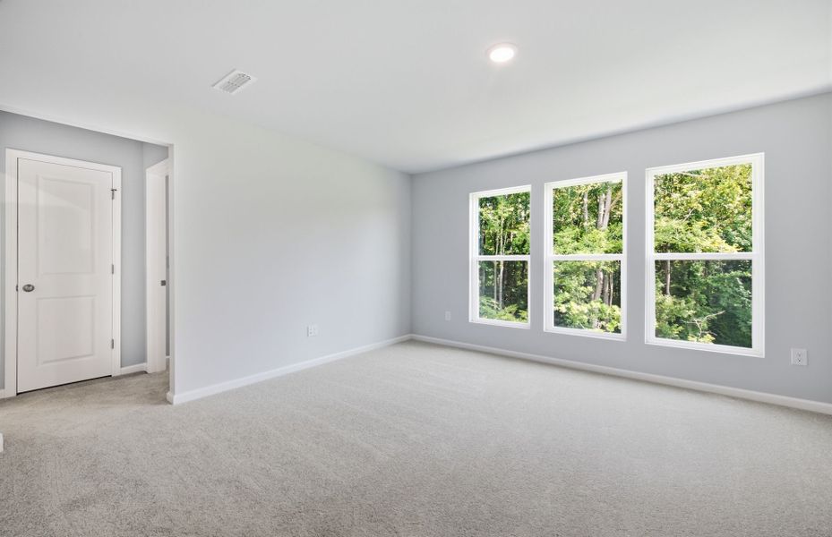 Spacious, unfurnished interior of a new home in Cambria, Garner (Image 22).