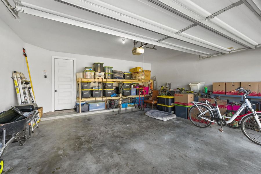 2 Car garage space 2 Car garage space