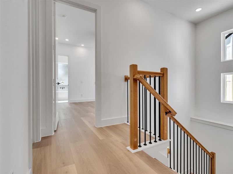 Spacious, unfurnished interior of a new home in , Houston (Image 44).
