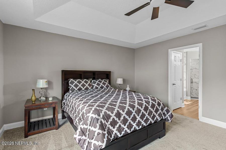 Furnished interior view inside a new home in , Callahan (Image 41).