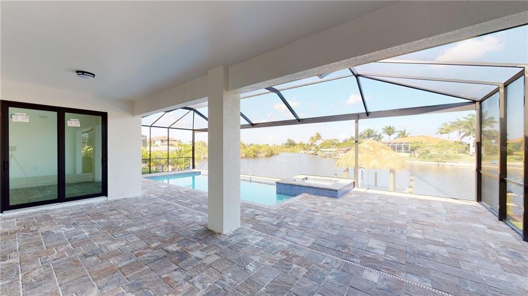 Exterior details and patio area of a home in , Port Charlotte (Image 25).