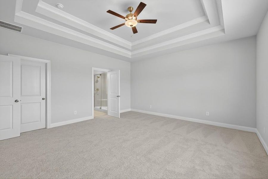 Spacious, unfurnished interior of a new home in Hemingway, Flowery Branch (Image 30).