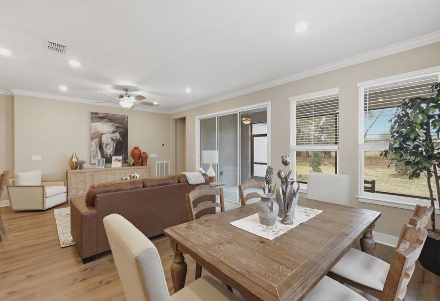 Connect Dining - 10 of 20