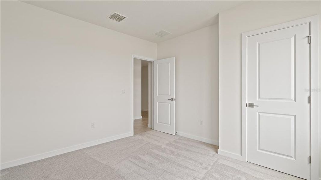 Spacious, unfurnished interior of a new home in Hamilton Bluff, Lake Hamilton (Image 14). Spacious, unfurnished interior of a new home in Hamilton Bluff, Lake Hamilton (Image 14).