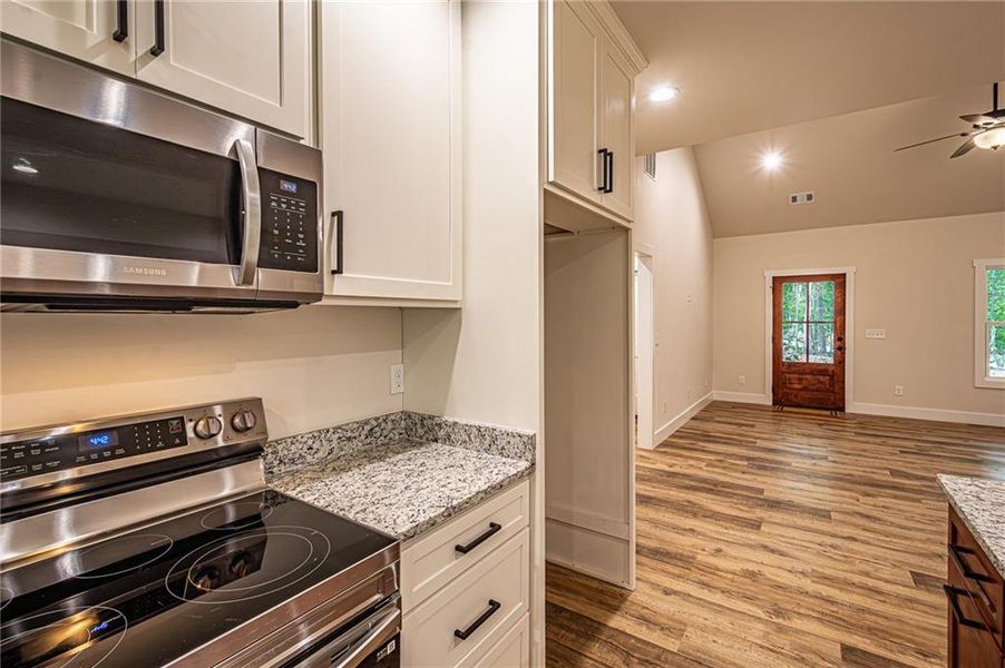 Furnished interior view inside a new home in , Dawsonville (Image 10).