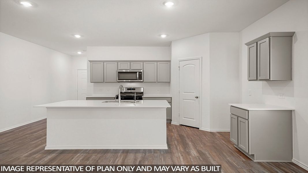 Representative furnished interior of a home built from the Quincy by D.R. Horton in Grand Pines, Magnolia (Image 7). Representative furnished interior of a home built from the Quincy by D.R. Horton in Grand Pines, Magnolia (Image 7).