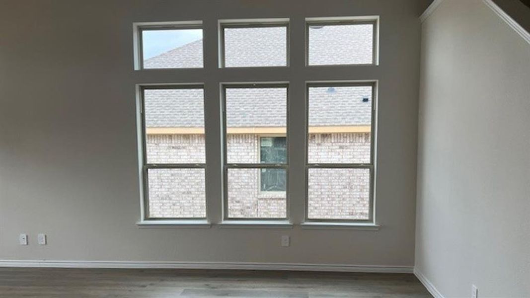 Spacious, unfurnished interior of a new home in Silverado, Aubrey (Image 7).