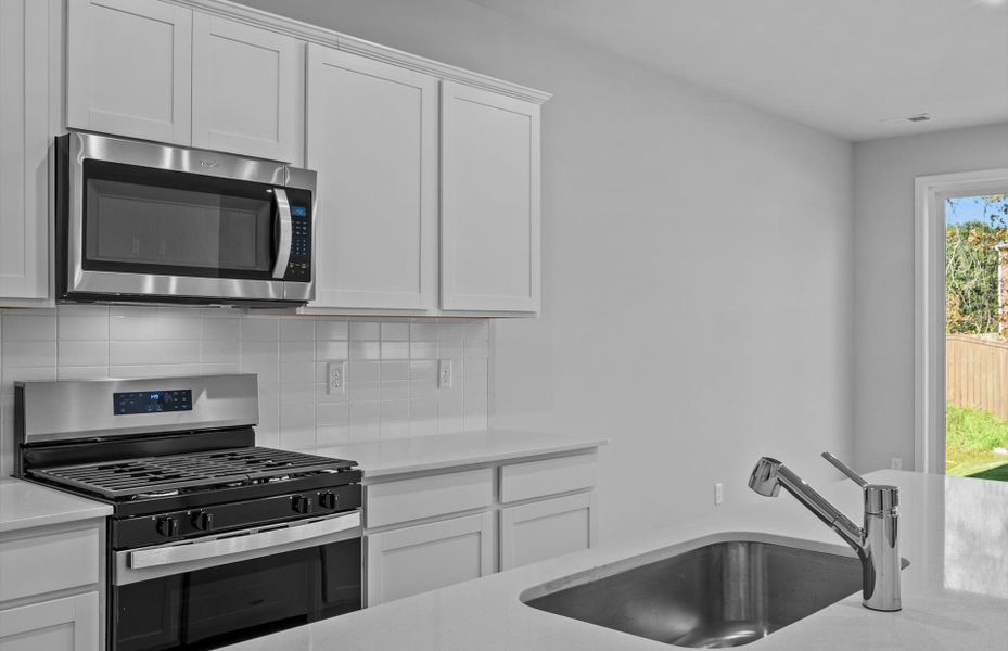 Furnished interior view inside a new home in Sparrow Creek, Boiling Springs (Image 5).