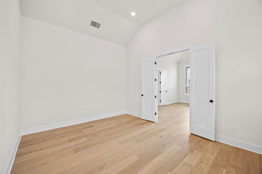 Spacious, unfurnished interior of a new home in Santa Rita Ranch: 90ft. lots, Liberty Hill (Image 18). Spacious, unfurnished interior of a new home in Santa Rita Ranch: 90ft. lots, Liberty Hill (Image 18).