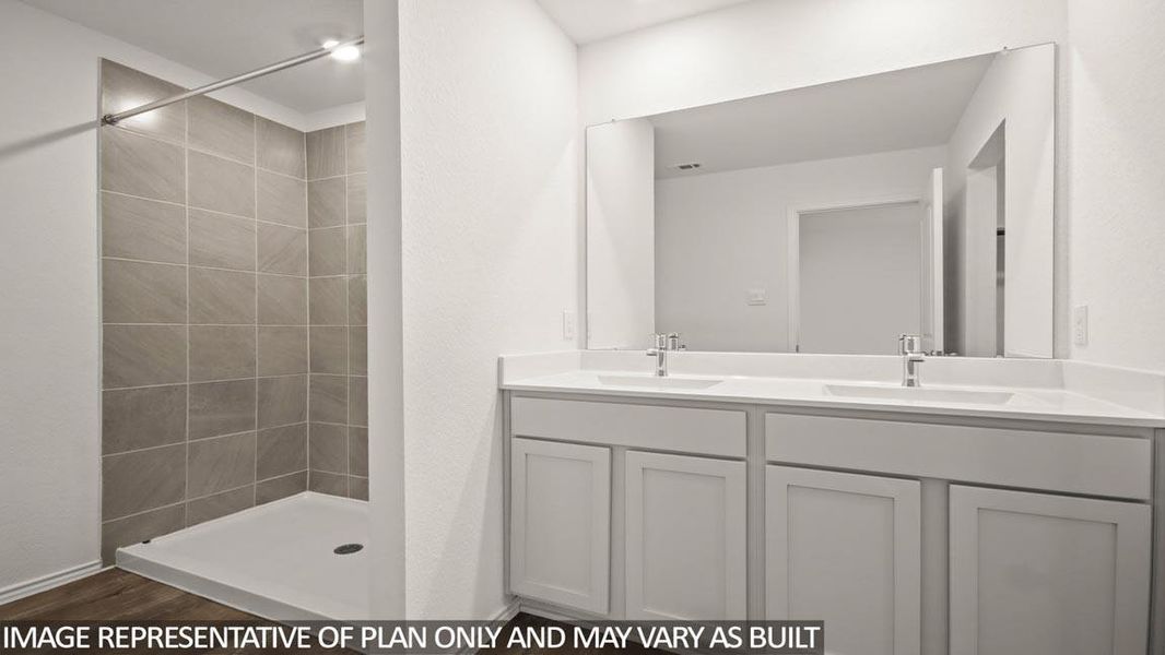 Furnished interior view inside a new home in Venetian Pines, Conroe (Image 5).