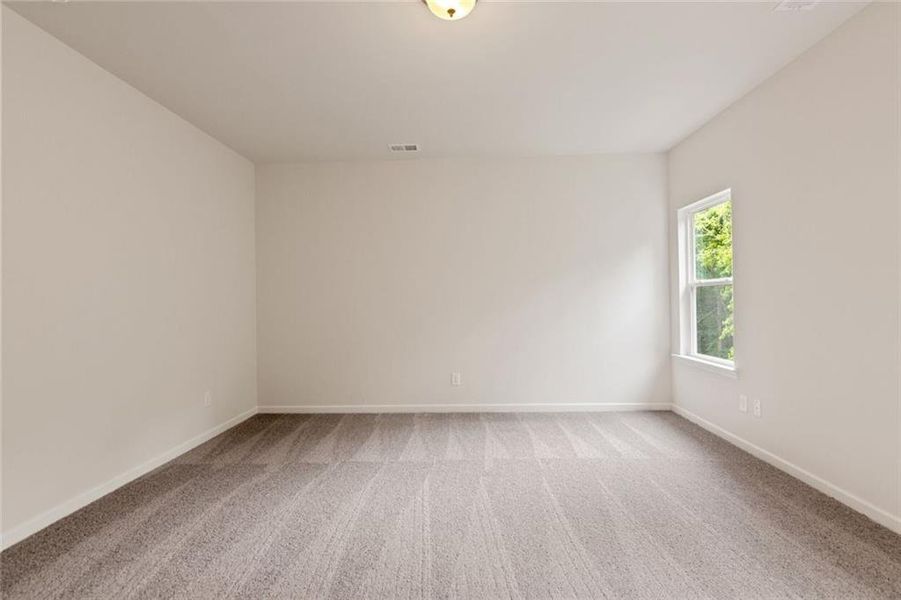 Spacious, unfurnished interior of a new home in Roxeywood Park, Winder (Image 13).