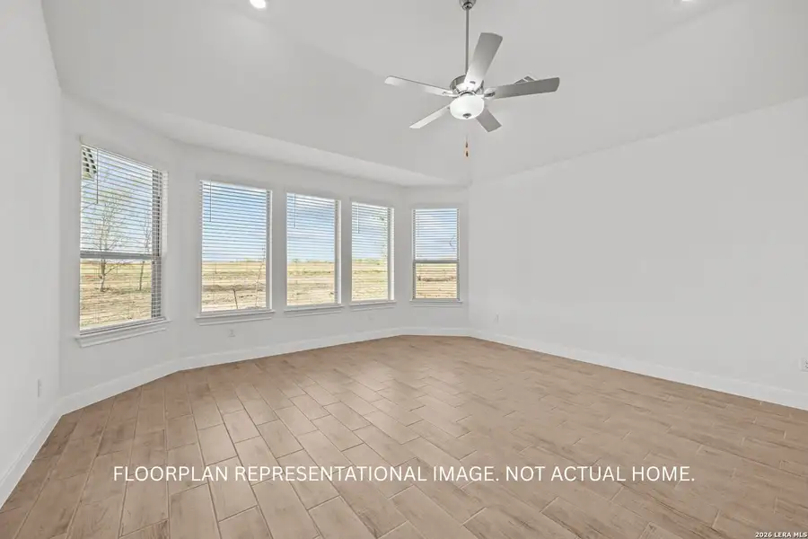 Spacious, unfurnished interior of a new home in Vista Gardens, San Antonio (Image 4). Spacious, unfurnished interior of a new home in Vista Gardens, San Antonio (Image 4).