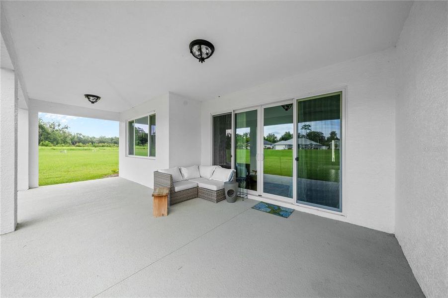 Exterior details and patio area of a home in , Ocala (Image 32).