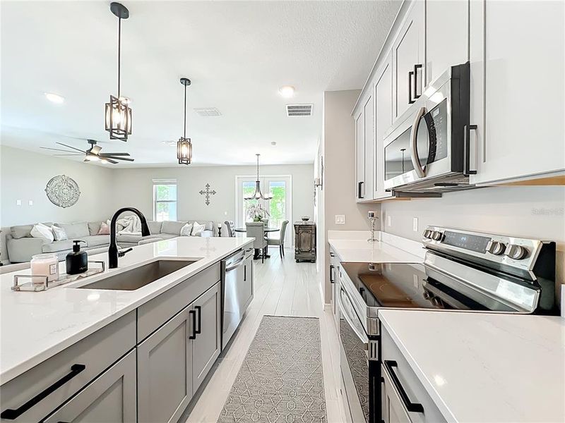 Furnished interior view inside a new home in , Clermont (Image 17).