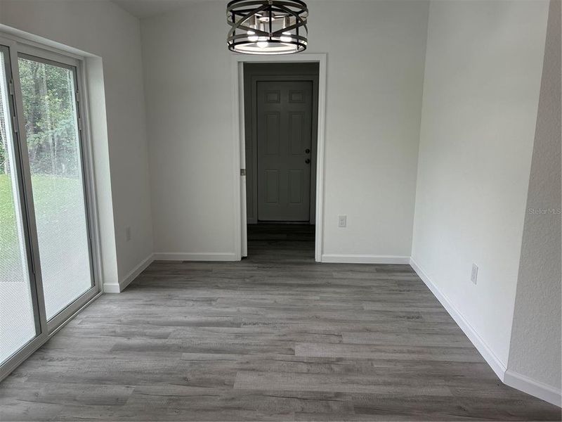 Spacious, unfurnished interior of a new home in , Summerfield (Image 7).